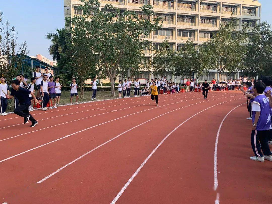 【大爱教育  品质儒中】强学子体魄,育时代新人