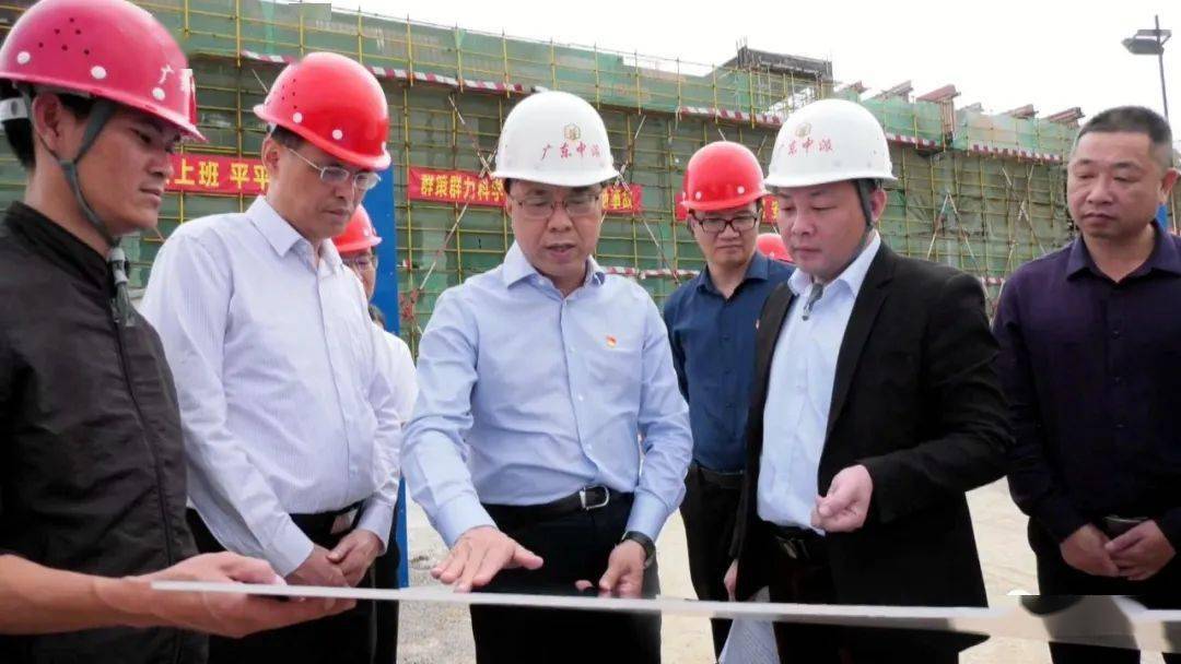 龙岩市领导来汀开展松材线虫病防控及马尾松林改造提升工作调研