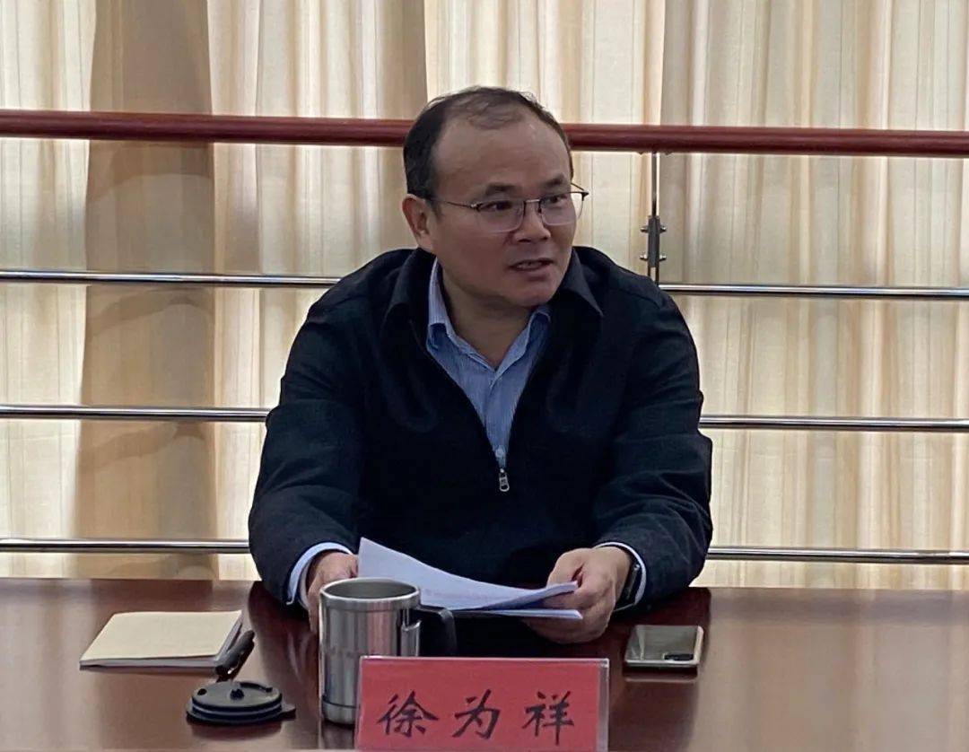 县人大召开十四五规划纲要征求意见座谈会