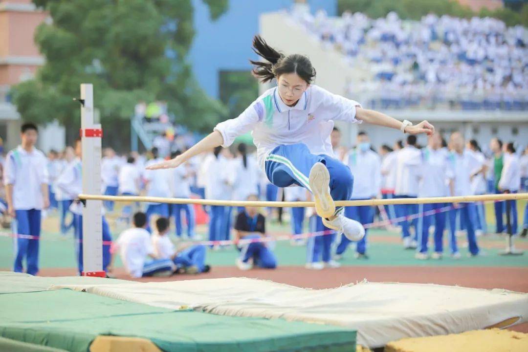 校运动会图片中学生图片