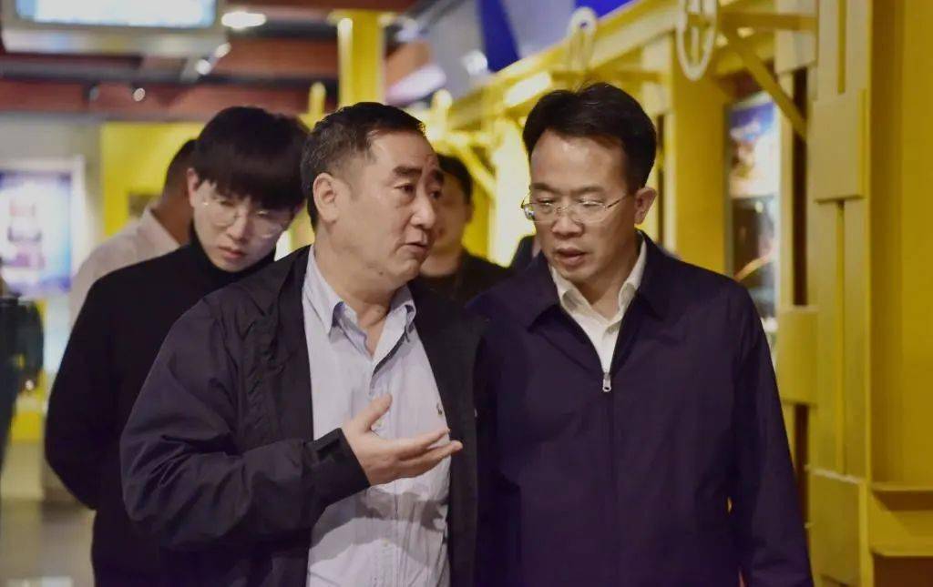 今日关注国家开发银行云南分行党委书记彭肇文参观云南锡博物馆