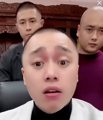 刘二狗老婆发圈,对不起了各位,刘刘经历了一个月的不眠不休,体重下降