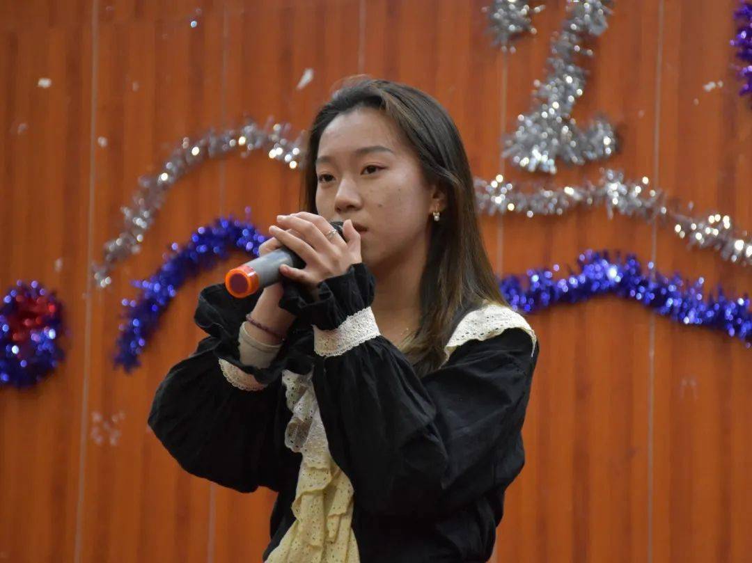 校园十佳歌手复赛圆满结束