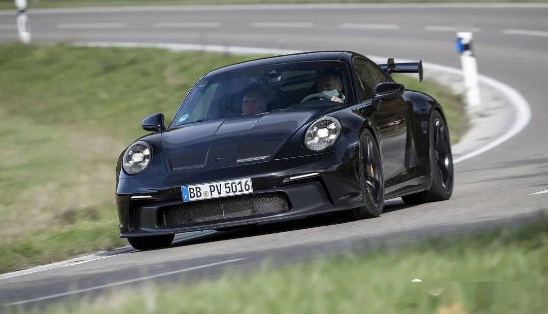 510马力双叉臂前悬高转自吸声浪保时捷992gt3情报更新