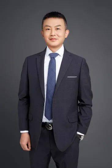 李南林 教授空军军医大学西京医院甲状腺乳腺血管外科副主任医师,副