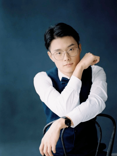 徐国剑舞美设计:陈晨音乐总监:黄江田执行制作人:康杨昕作词:周鸣编剧