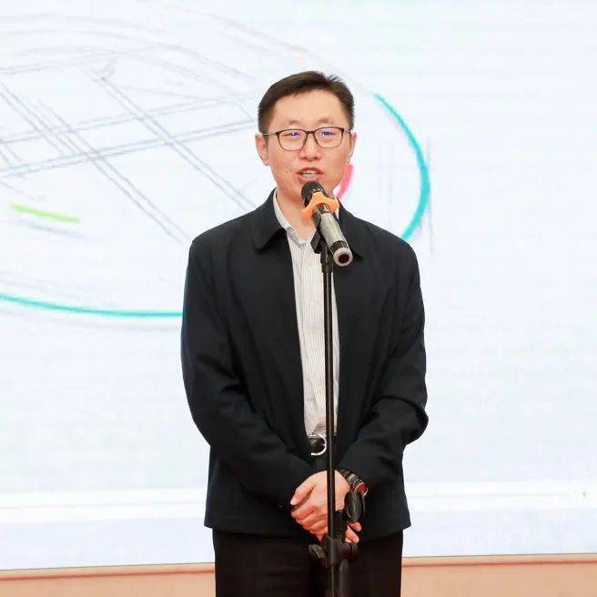 宣布开幕副区长吕 将今天(11月24日)上午,奉贤区第一届东方美谷·生活