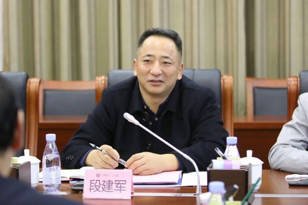 冲刺四季度柳州市中级人民法院到公司开展送法进企业活动