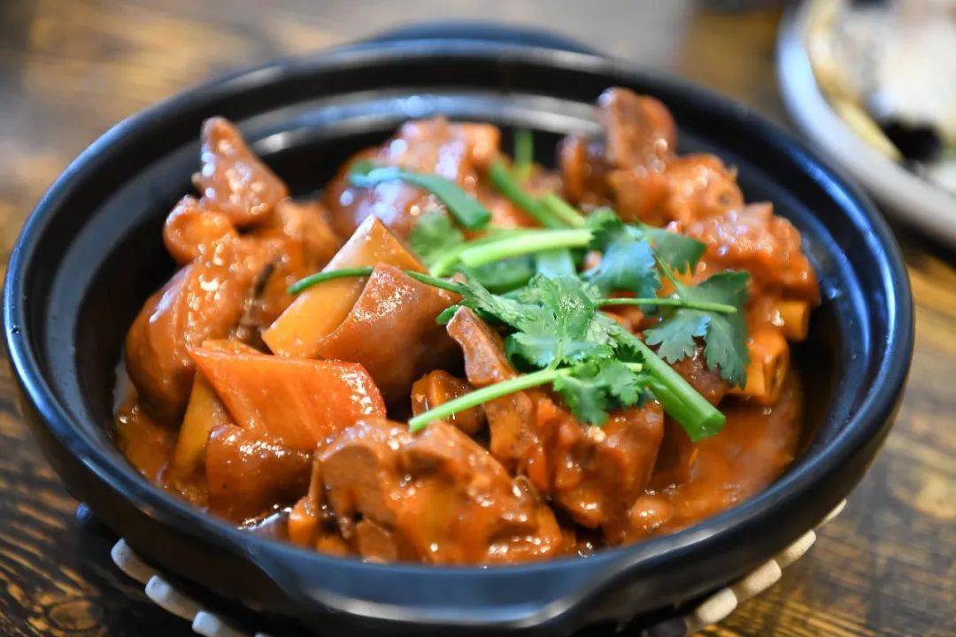 【5.5折】2周年庆,在长春,感受地道的老广味【粤香阁广东一品鸡】