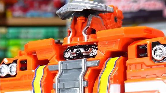 特摄玩具列车战队列车合体定格动画