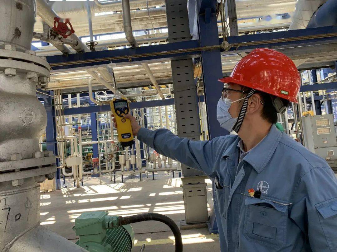 今年以来,化工部严格执行五位一体巡检制度,特殊作业预约制度,坚持"全