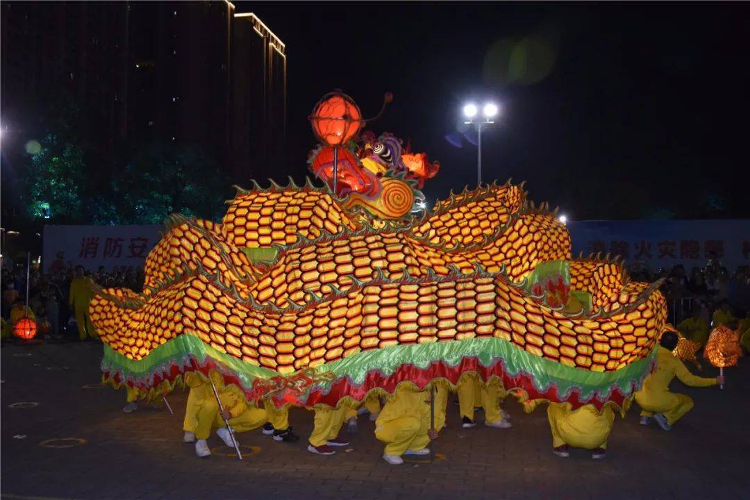 此次活动展现了六坊云龙国家非物质文化遗产的风采,让村民群众