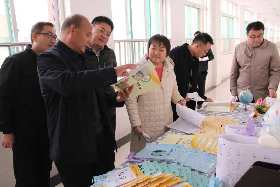 章丘绣水中学展其精彩览之受益优秀作业试卷展评