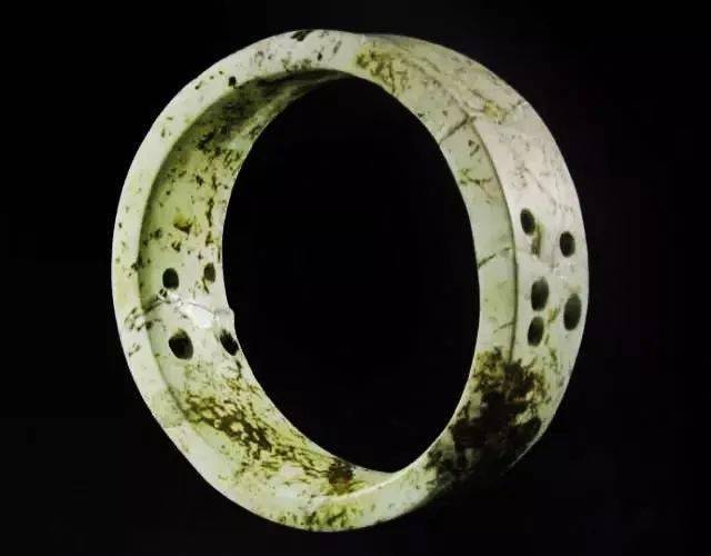 古玉界神秘的大汶口文化玉器