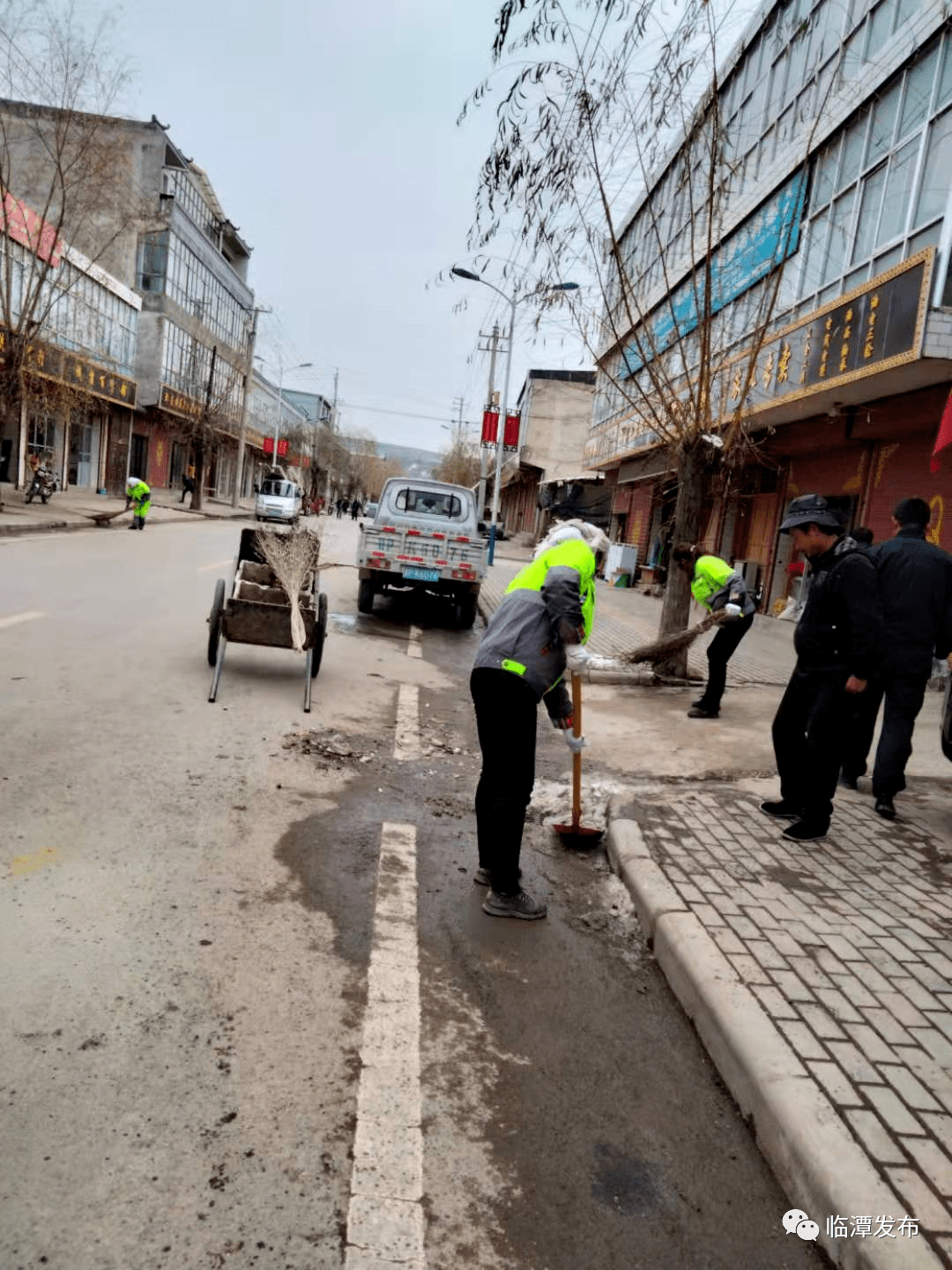 百日攻坚临潭县王旗镇在行动