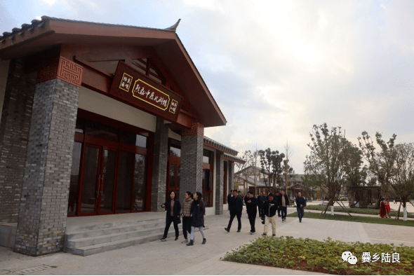 陆良南境颐养小镇闪亮登场仿佛让人一下子穿越到了古代