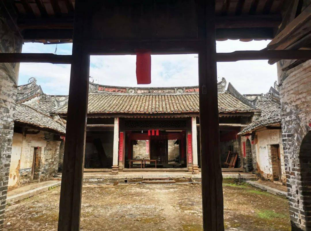 藏不住了原来在平南也有一座数百年历史的古宅