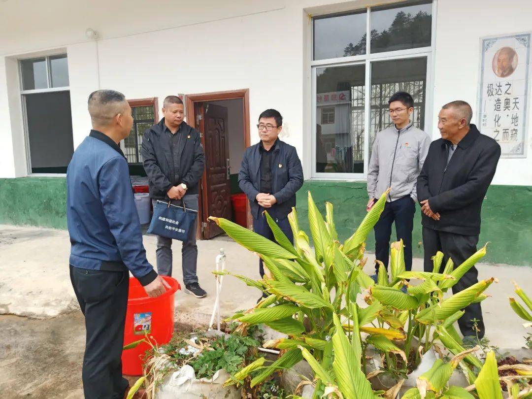 江桂生强调,实施"村企联建"活动是抓实"基层基础建