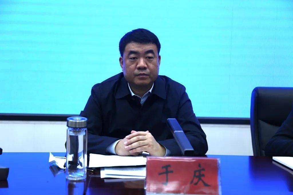 聚焦换届高质量全面动员再部署杞县召开村社区两委换届工作推进会