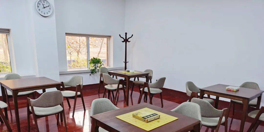 职工活动中心再添暖心设施爱心妈妈小屋阅览室棋牌室