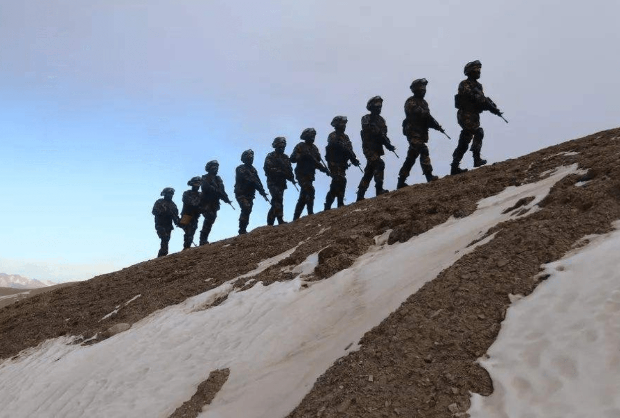 原創被譽為萬山之祖的崑崙山常年重兵把守山中隱藏著什麼秘密