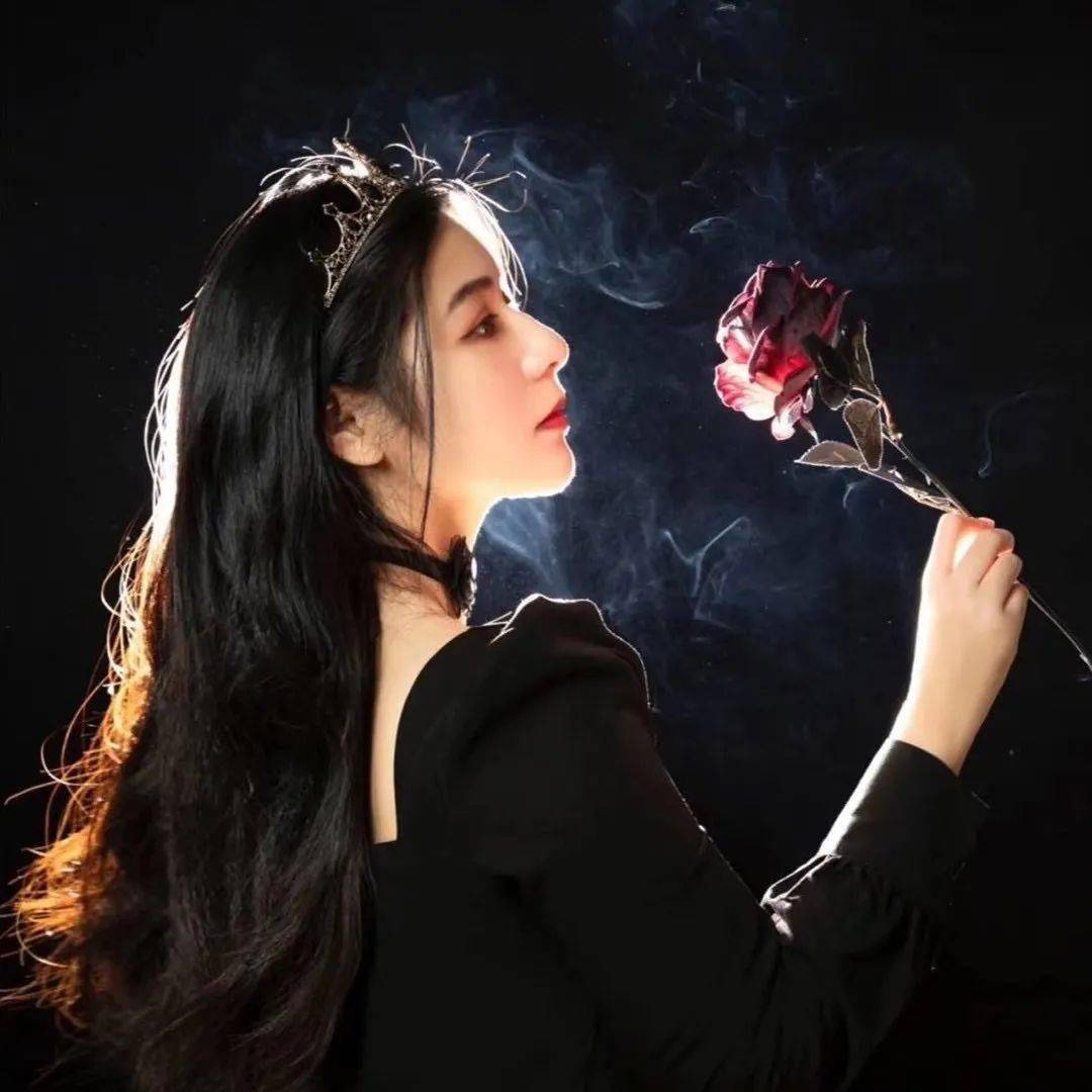 一组抖音超好看的头像赶紧换上吧