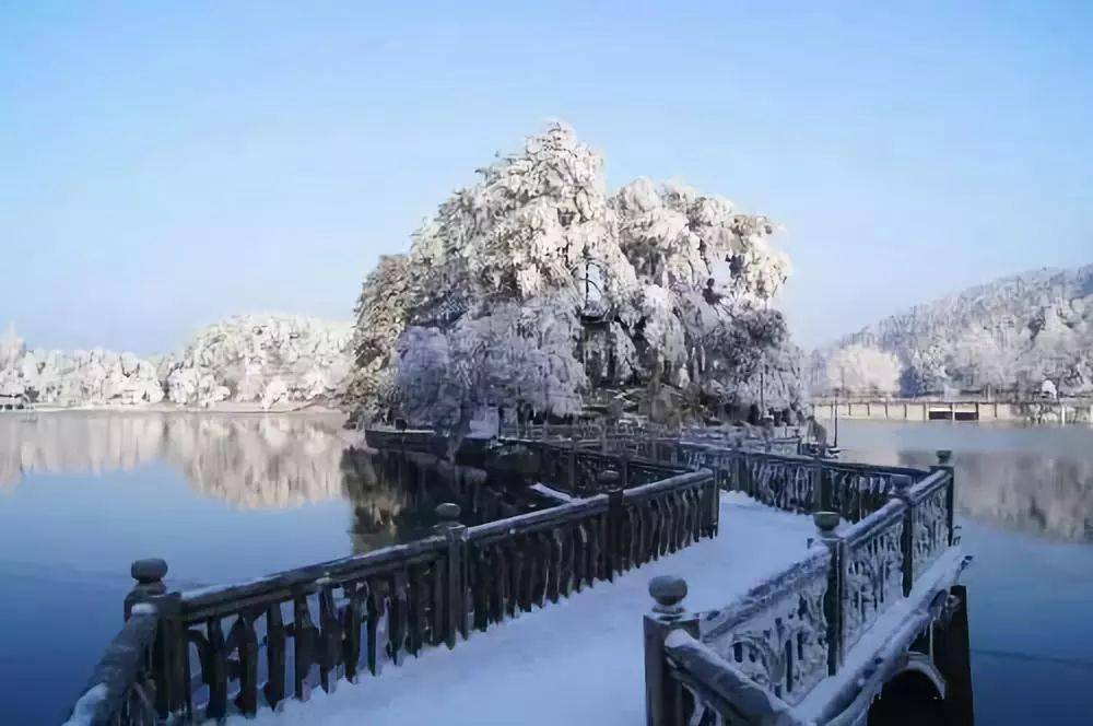 冬戀廬山南國雪景何處尋盡在冬日廬山享盡雲瀑霧凇無敵雪景