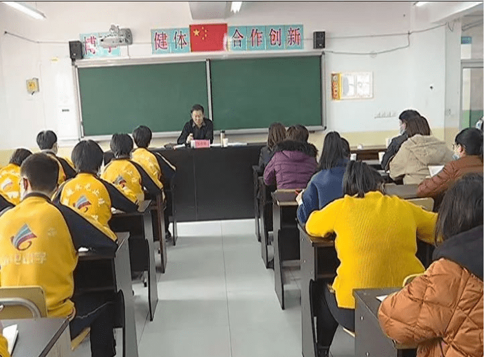 市委"走基层"宣讲团到我县宣讲党的十九届五中全会精神