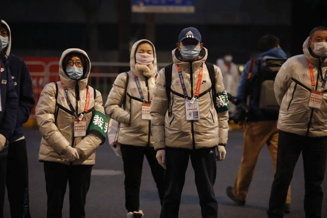 上马头条与众不同的2020上海马拉松燃了申城