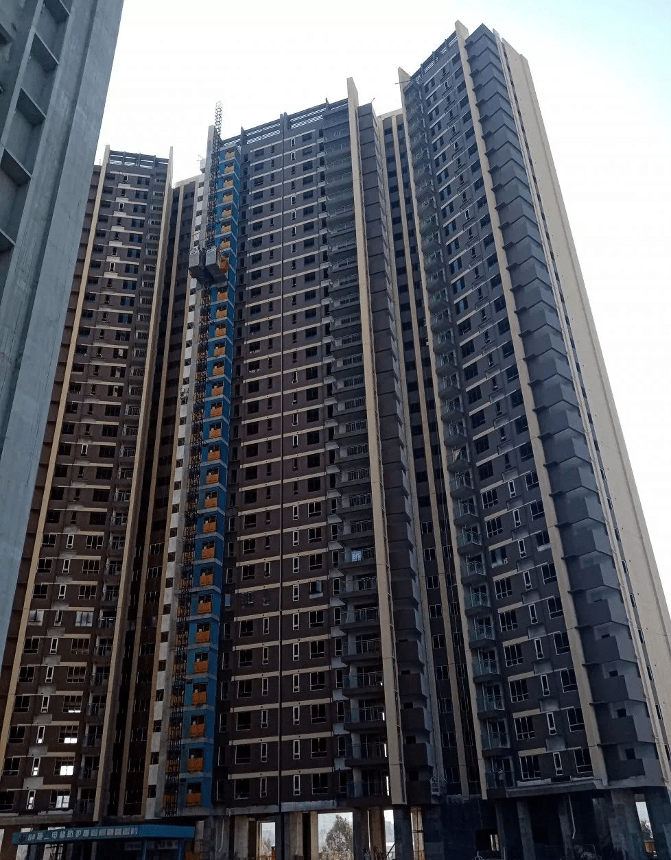 卓越御湖湾12月家书丨岁末呈家音美好家渐进