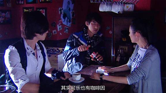 铠甲勇士美真真是厉害看炘南喝汽水都能得到提示