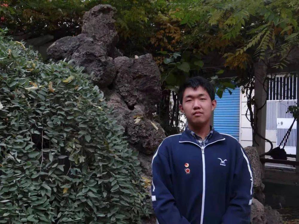 勤学上进好青年秦梓轩:勤于思考 活学善用