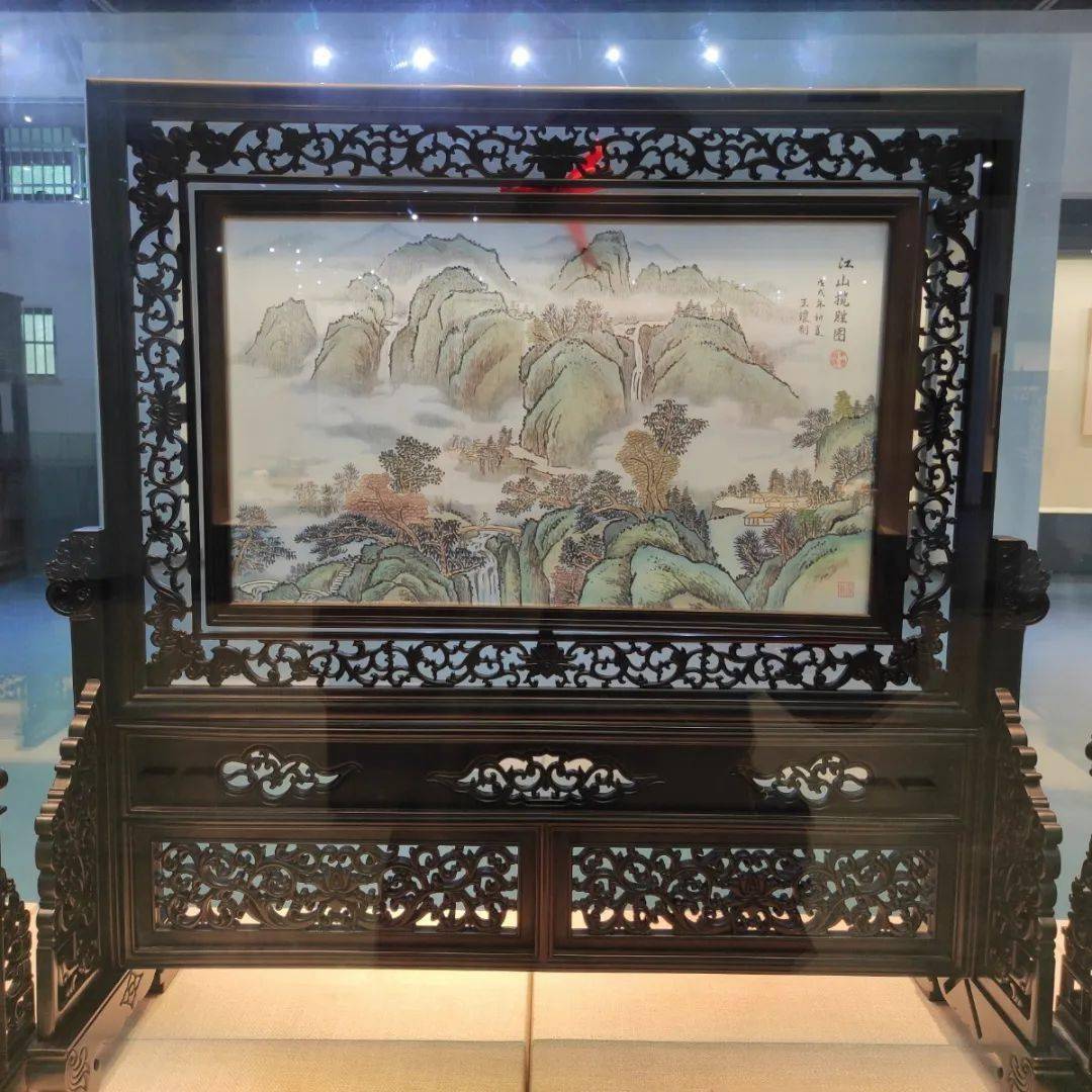 华夏一绝 巧夺天工——东台发绣艺术展(泰州市姜堰站)_展览