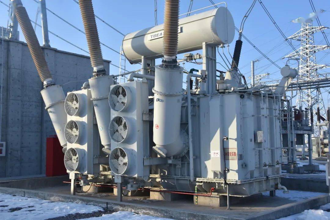 中民投330千伏升压站1吉瓦输配电容量全部激活投产