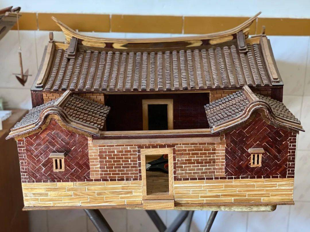 木质古厝,蔡叔叔介绍房屋建筑的这类手工对自己来说是一个很大的挑战