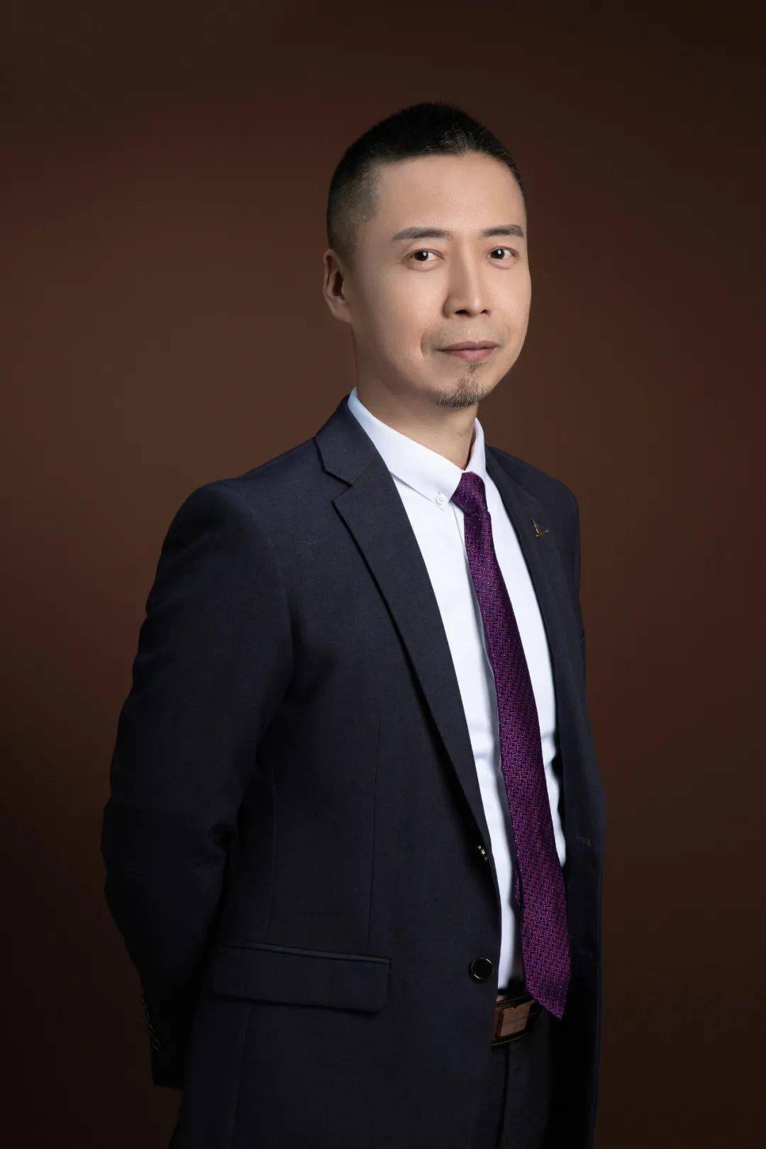 天朗集团副总裁,天朗酒店管理公司总经理 周岗先生主旨演讲四 《坚定