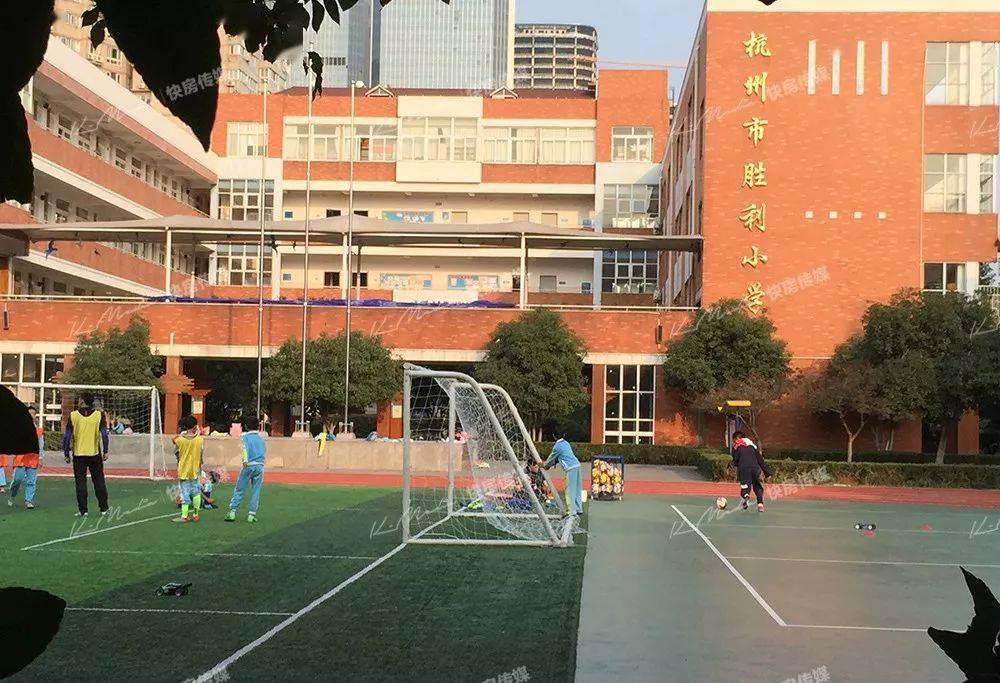 小户型竟挂出16万/㎡?直逼九溪玫瑰园!_江湾小学