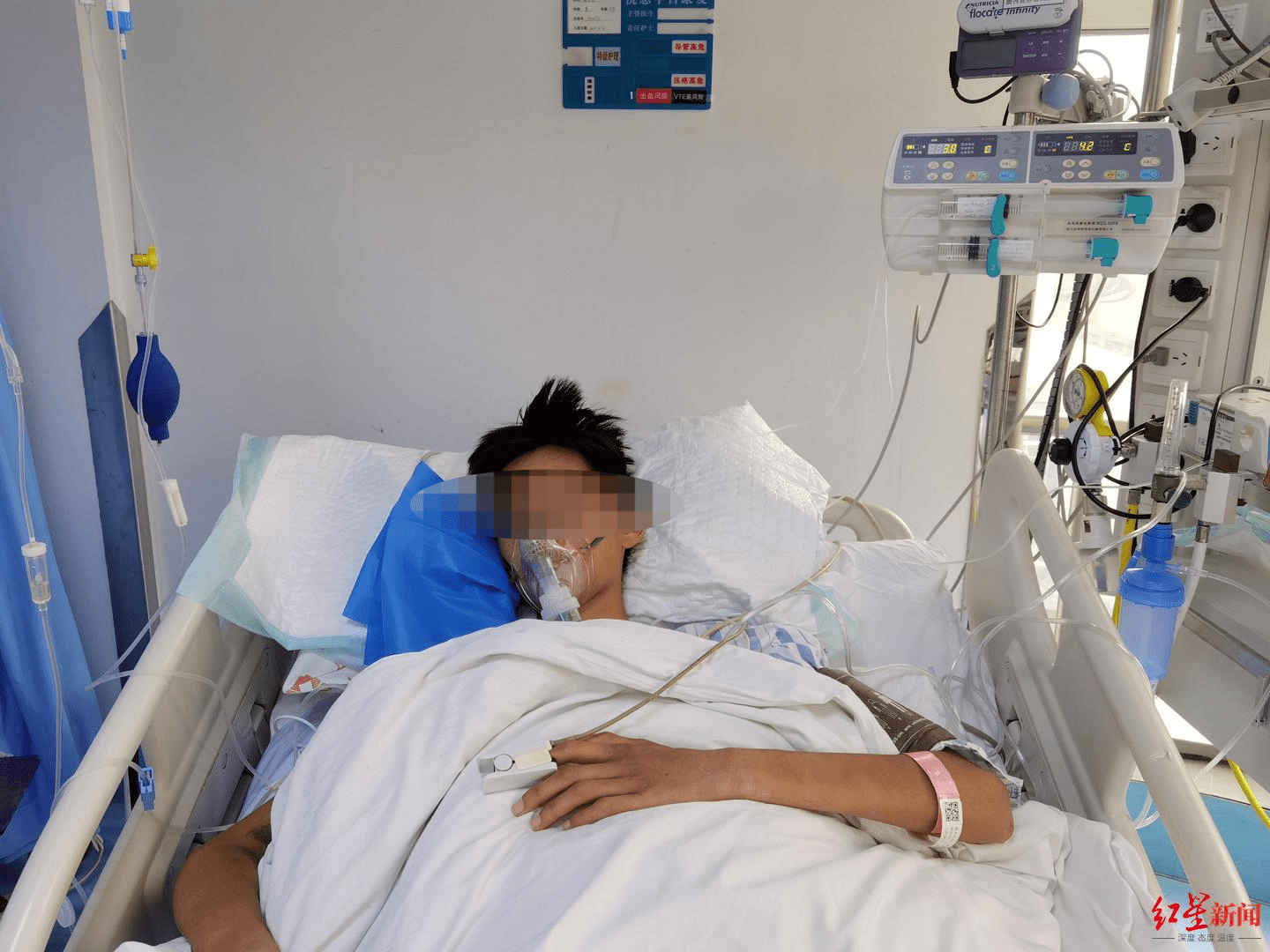 初三少年感染性休克术后仍在icu 母亲工地搬钢筋的钱已用完,治疗费