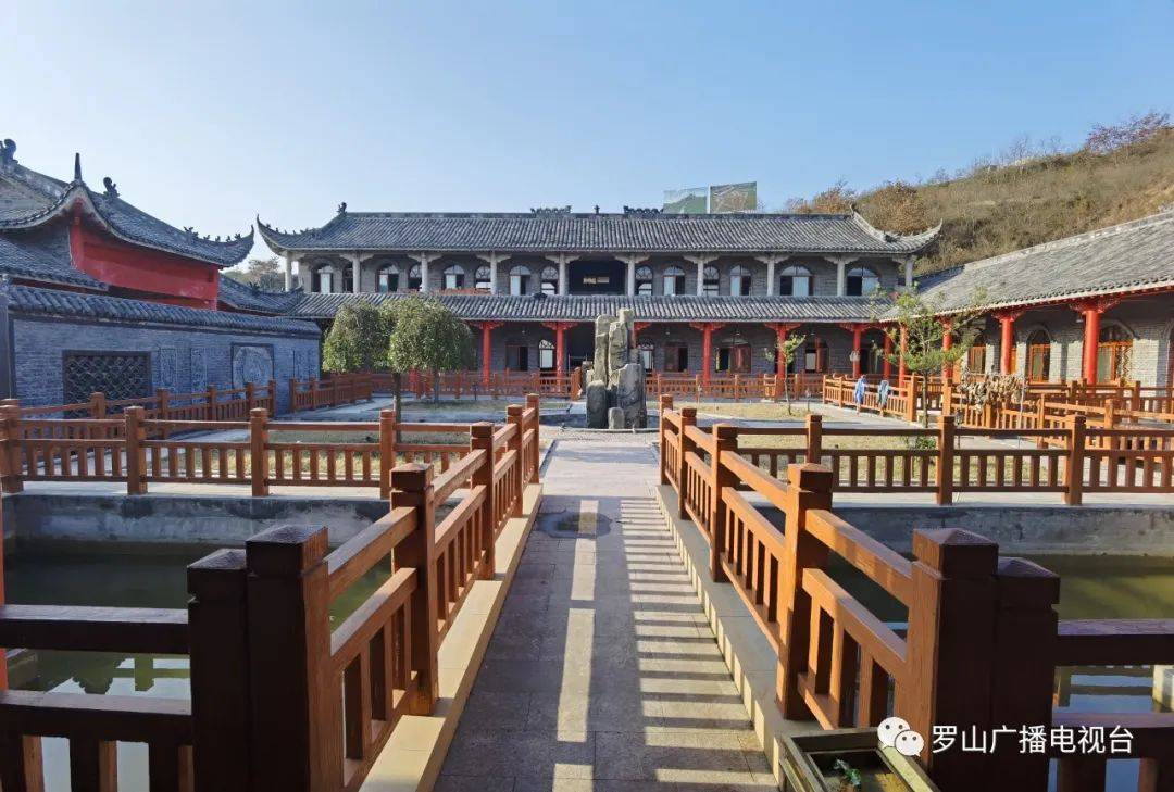 晒晒咱村新变化——罗山县周党镇杨柳村