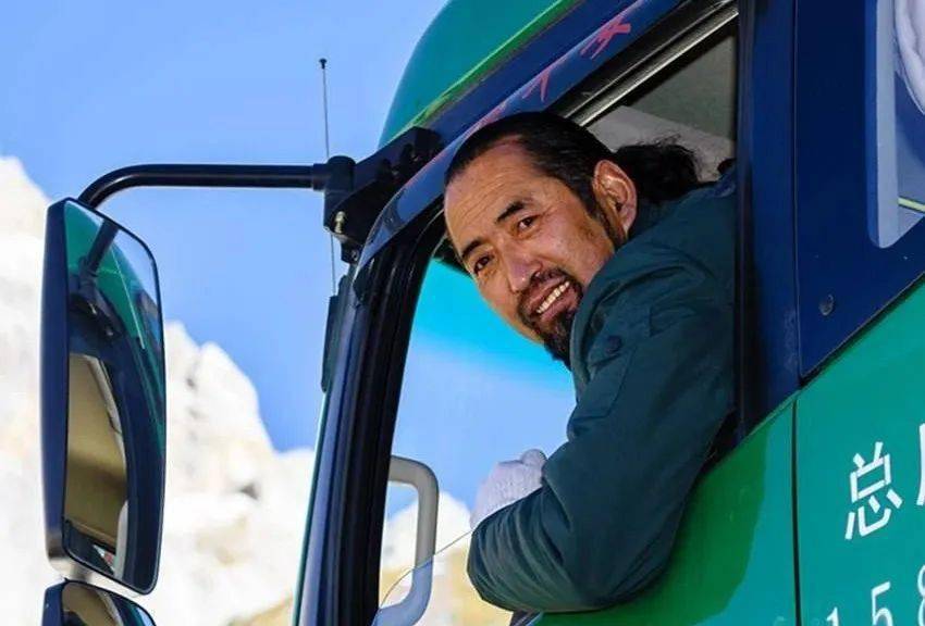 其美多吉:雪线邮路的幸福使者