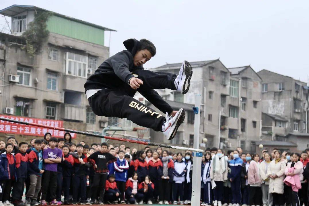 李庄中学冬运会热火朝天激情澎湃