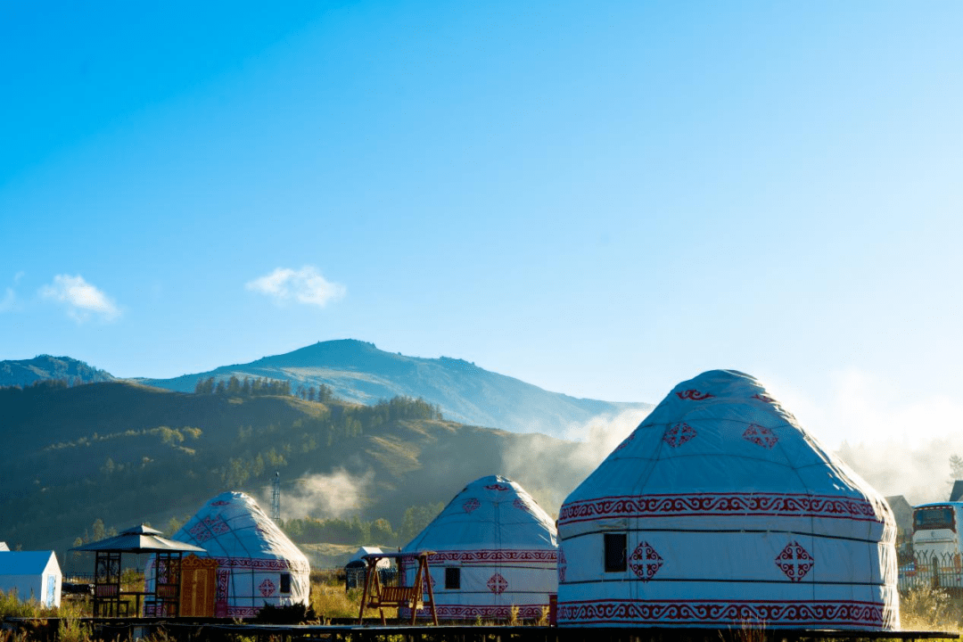 『打卡阿勒泰』三餐三季,毡房里的是家,是温暖的生活