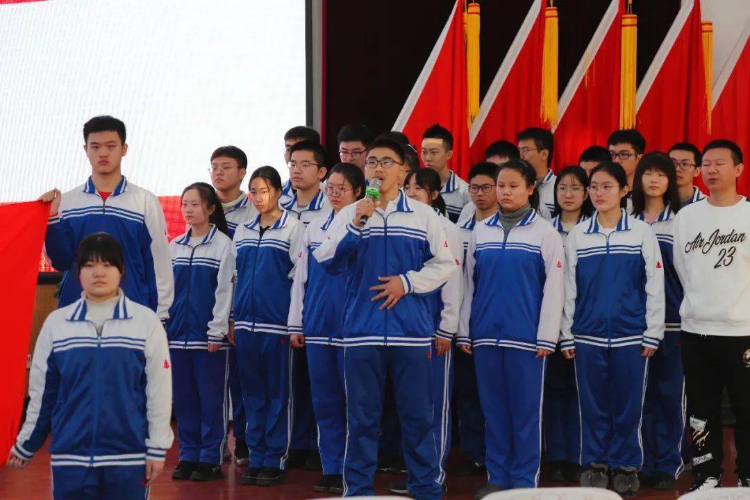 文化高中61团建担当学习宪法寻根索源至公大同是为权威长春市十一