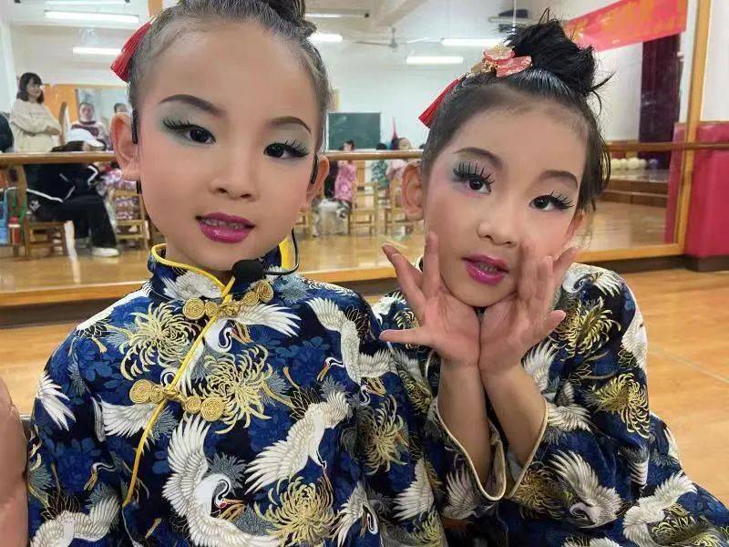 点赞安排线上海选第四趴金蓓蕾幼儿园舞蹈最美中国娃