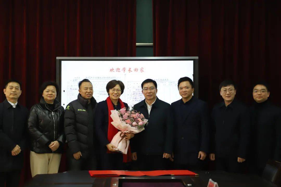 江苏省石庄高级中学校友朱美芳院士回母校文附精彩视频快来看