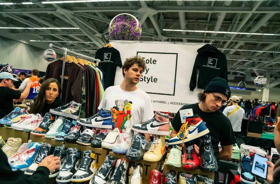 这届sneakercon带鞋比带钱更靠谱