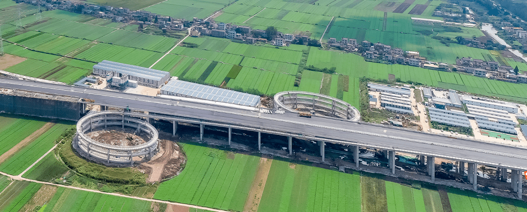终点八卦洲枢纽浦仪公路西段工程勘察设计项目除涉铁段外均由集团承担