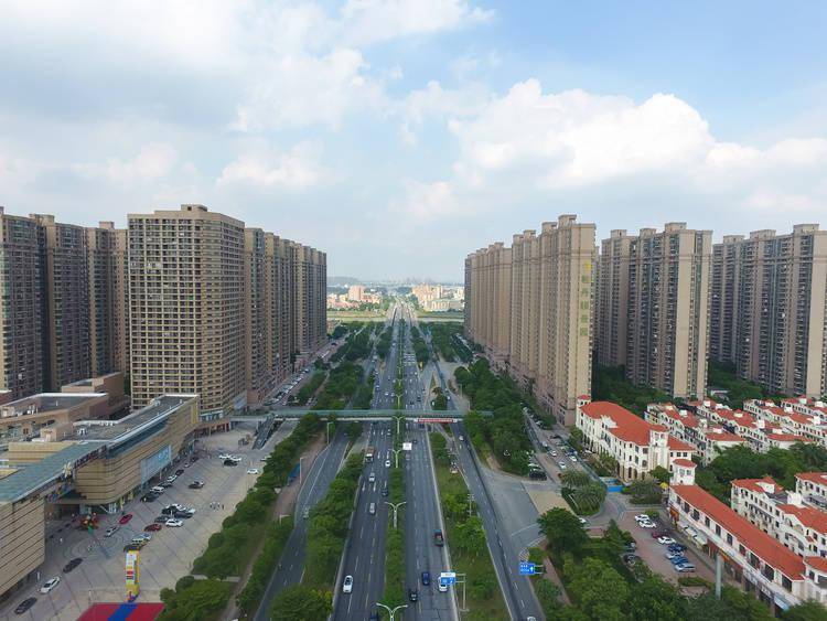 佛山城市主干道桂丹路(资料图片)6969乐居佛山讯 吴壁生"每天晚上