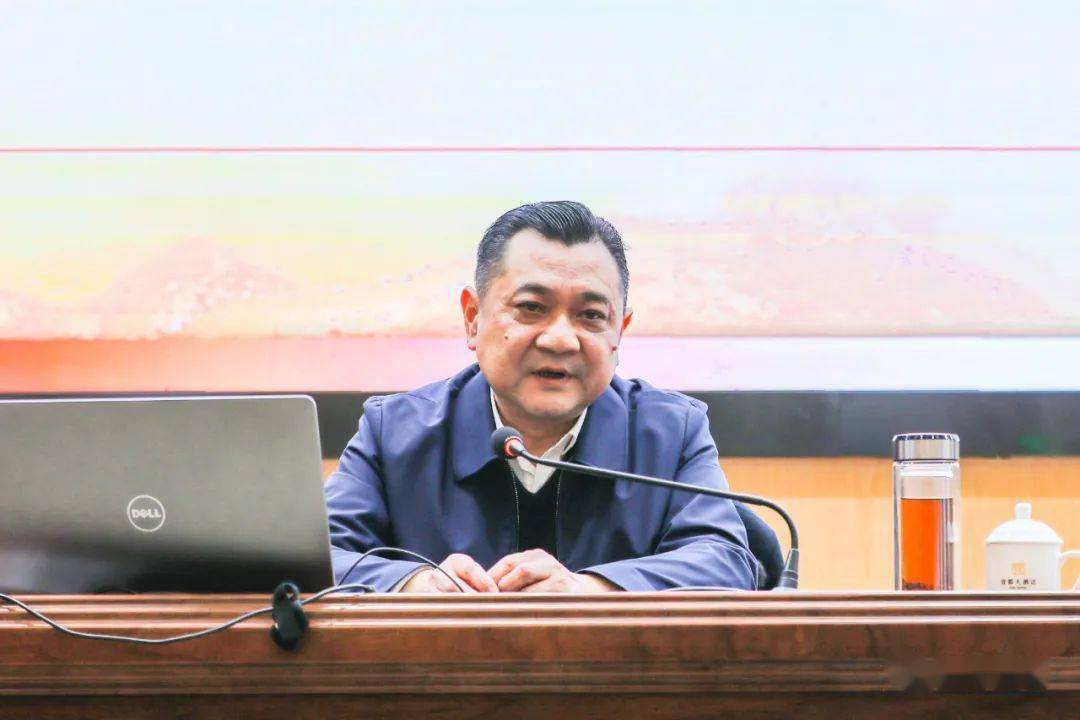 宜昌市委宣讲团来我市宣讲党的十九届五中全会精神