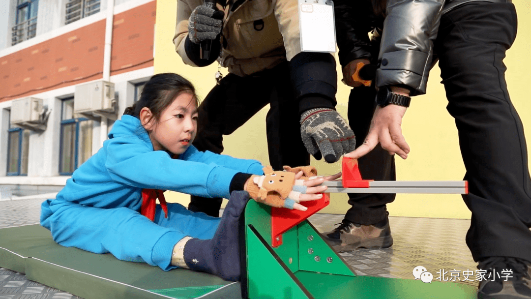 史家家校亲子锻炼50天史家二年级校区爸爸运动队趣味亲子运动会火热